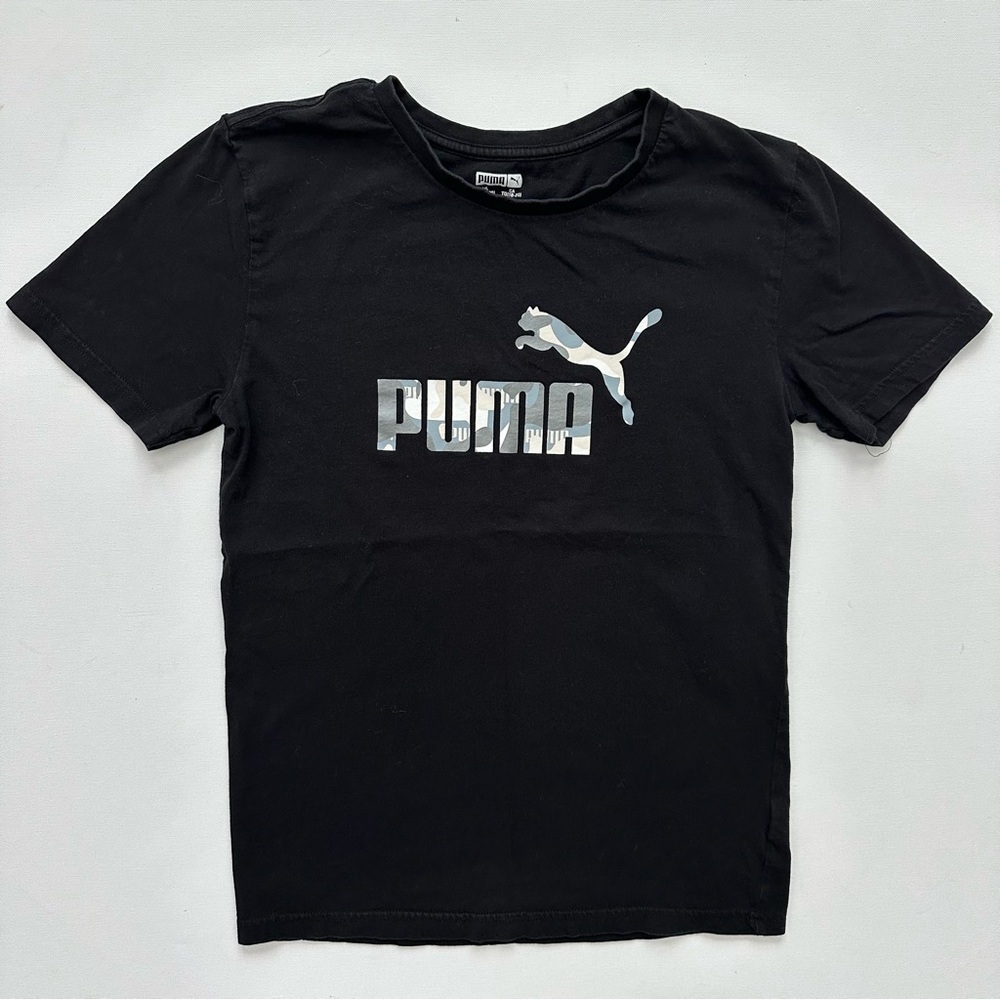 Puma Boys Black Logo T-Shirt Size XL 18-20